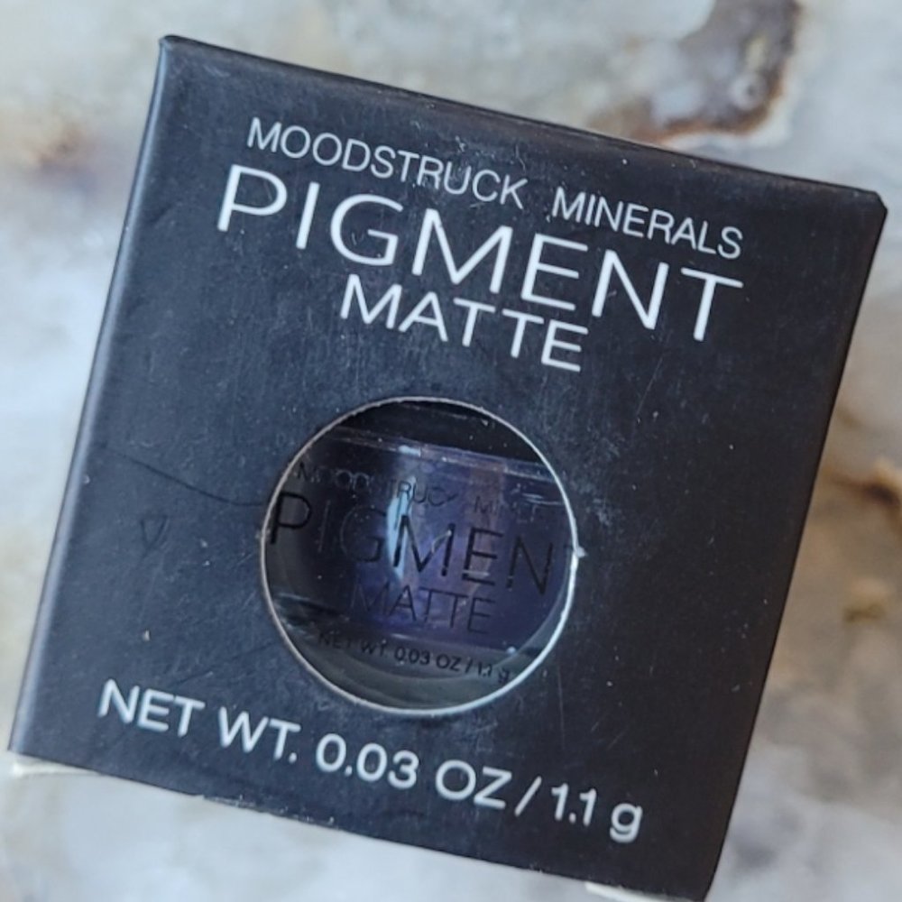 Younique Moodstruck Minerals Pigment Powder - Precocious